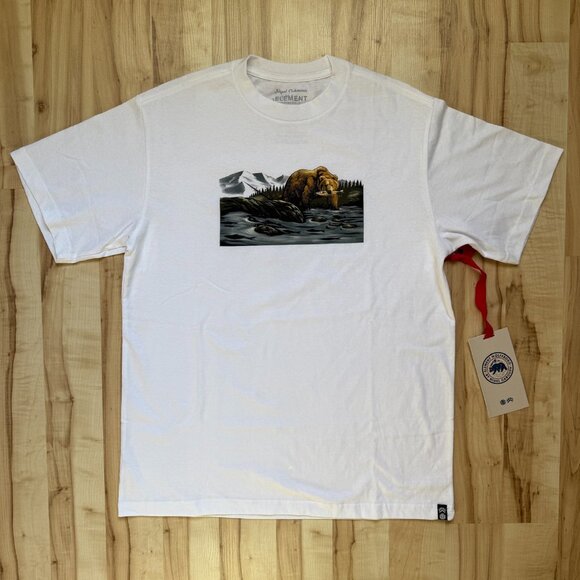 Men's Short Sleeve Tee-Shirt - Picture 1 of 7